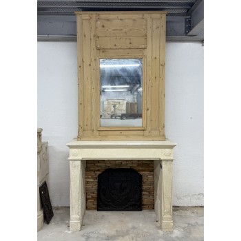 Cheminée en pierre du XIXe siècle 