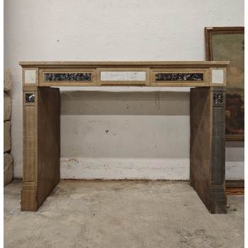 Cheminée en pierre marbrière