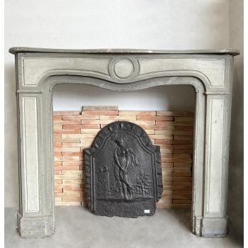 Chemin&eacute;e en bois Louis XIV