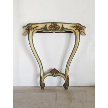 Console d'applique ancienne en bois sculpt&eacute;