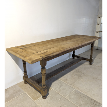 Table en ch&ecirc;ne