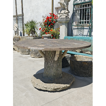Round cement table