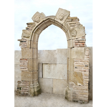 Entourage de porte N&eacute;o roman