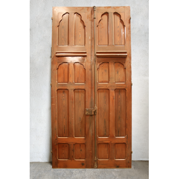 6 double doors