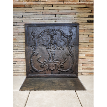 Cast iron plate
