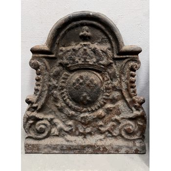 Welded cast iron plate