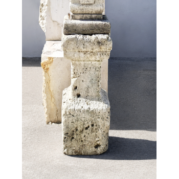 Grande balustre en pierre