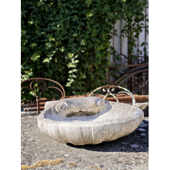 Vasque ancienne
