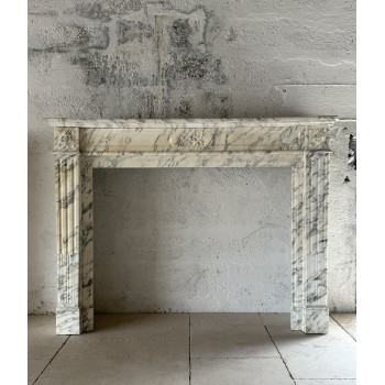 Cheminée en marbre Louis XVI