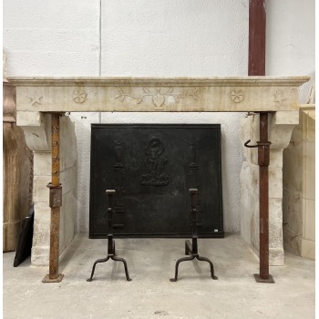 Cheminée en pierre Directoire