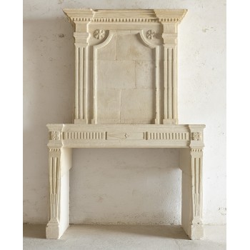 Cheminée en pierre à trumeau Louis XVI